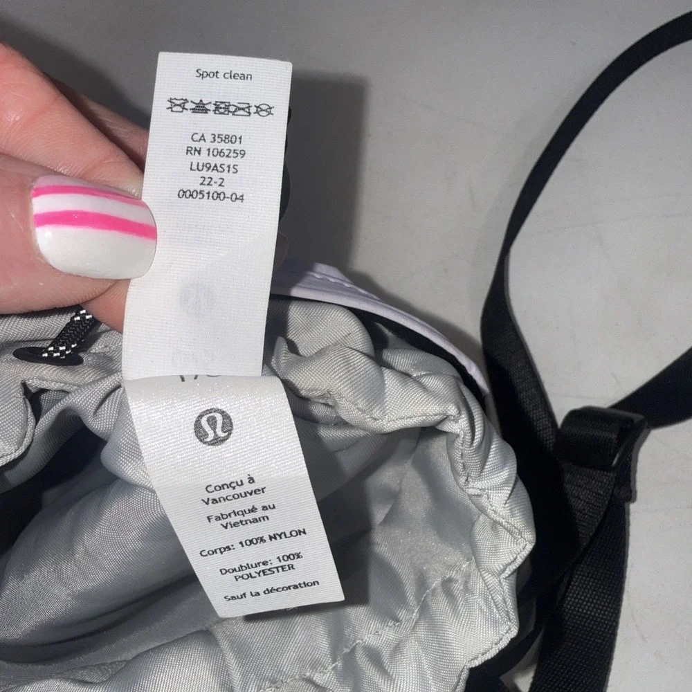 lululemon athletica lululemon light